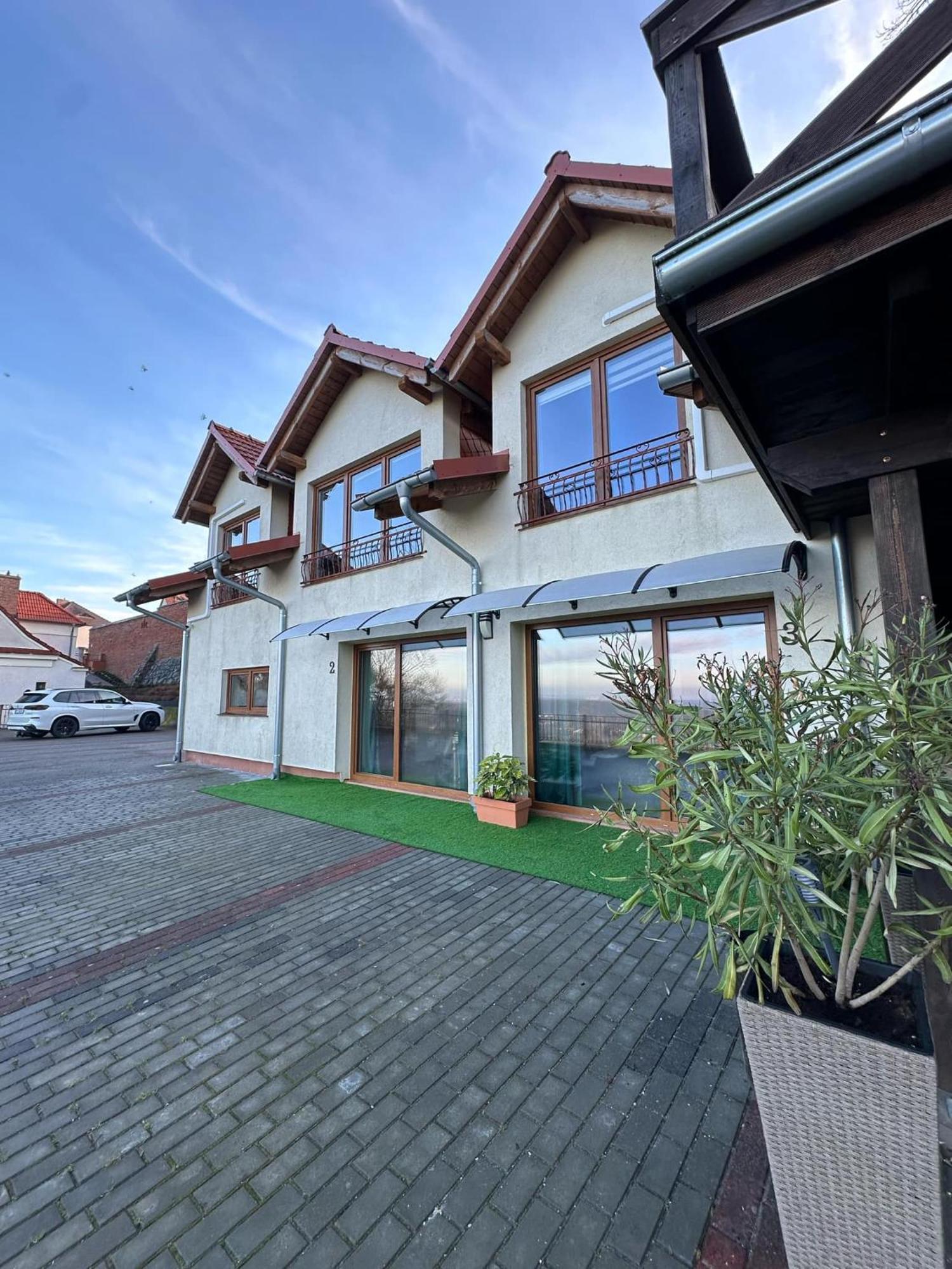 Apartament Bena Ze Zjawiskowym Tarasem Widokowym Хелмно Екстер'єр фото